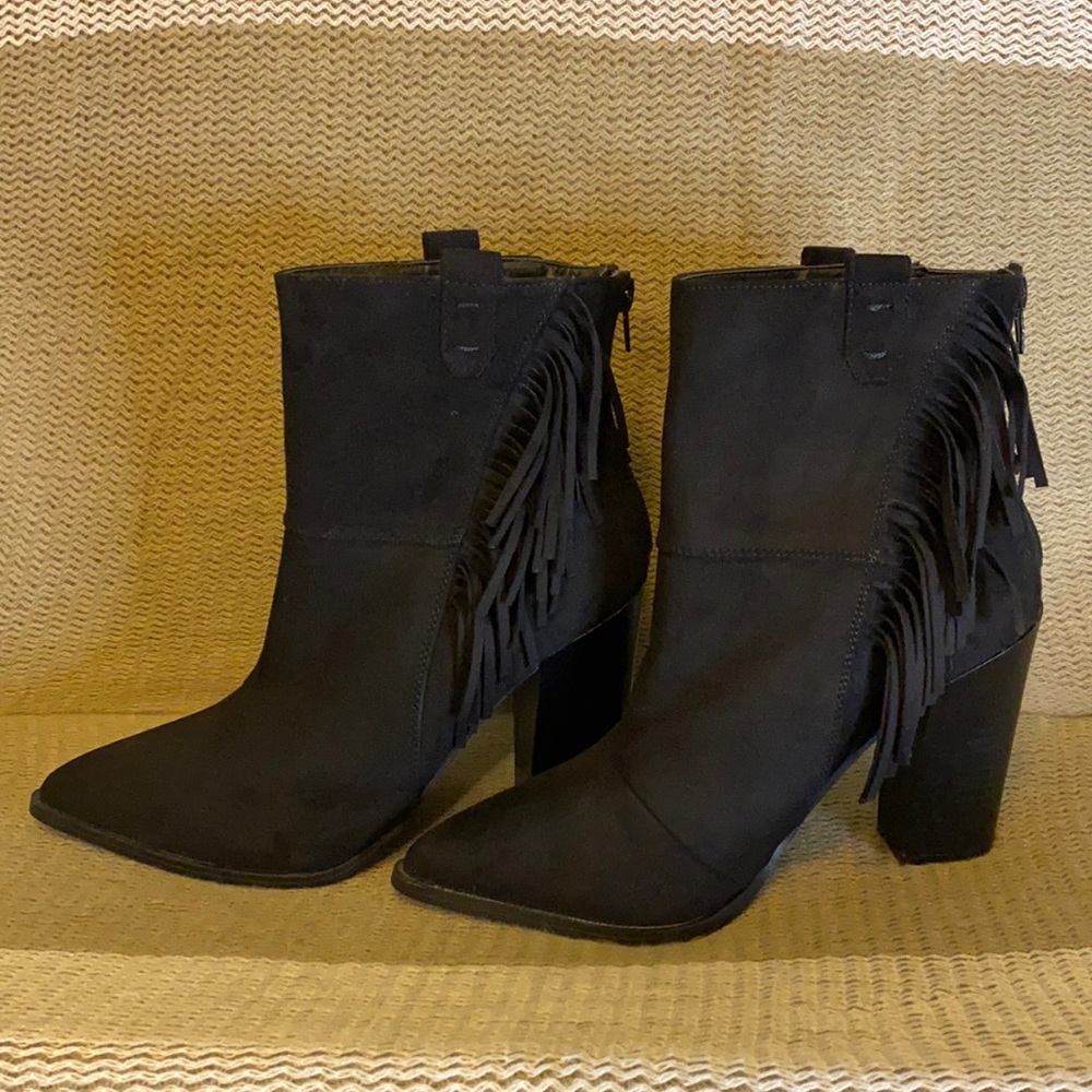 NEW JustFab Fringed Ankle Boots- size 8